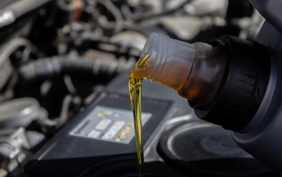 Is Sae 30 Motor Oil the Same As 5w30